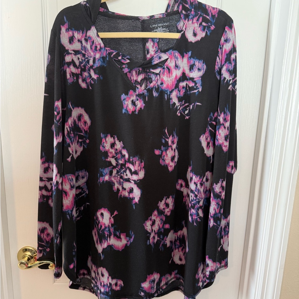 Lane Bryant Women's Black Floral Hooded Long Sleeve Top